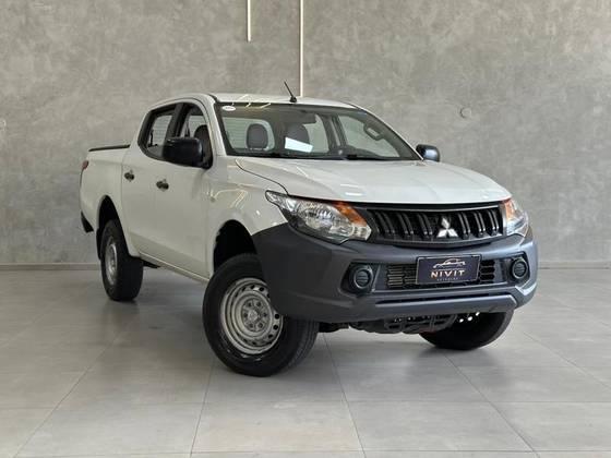 MITSUBISHI L200 TRITON 2.4 16V TURBO DIESEL GL CD 4X4 MANUAL